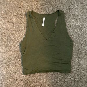 Lulu’s feels like dancing crop top